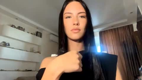 Lily online show from July 12, 3:24 pm