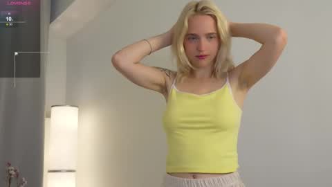  Ashly  online show from November 6, 9:37 am