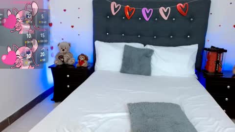 LUCY online show from February 27, 9:47 pm