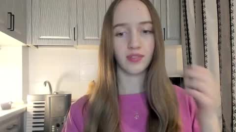  LESLIE   online show from December 13, 7:53 pm