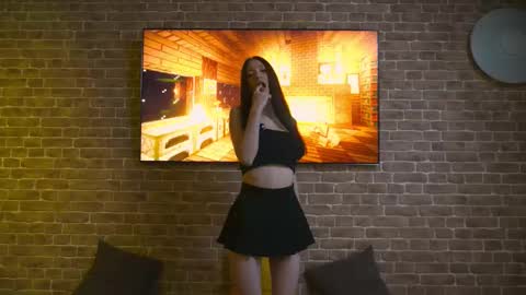 Snapshot of lessyluiz chatting on September 10, 11:05 pm Hi my name is Lessy I am 18 years old. Im new here but I really like making new acquaintances online show from September 10, 11:05 pm