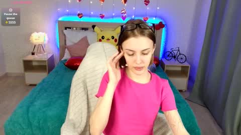 Snapshot of lesyahayes chatting on February 22, 3:10 pm Lesya  online show from February 22, 3:10 pm