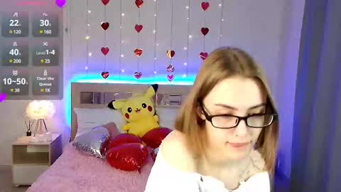Snapshot of lesyahayes chatting on February 16, 4:10 pm Lesya  online show from February 16, 4:10 pm