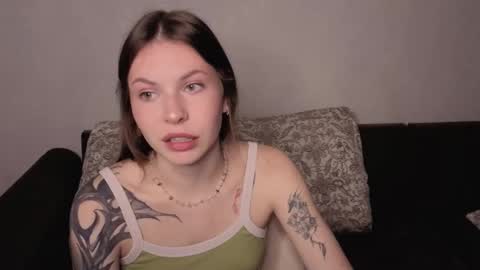 Fiona online show from September 25, 1:54 pm