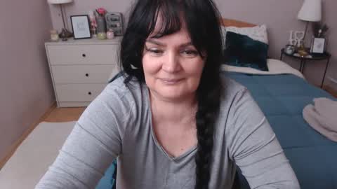 Mary online show from November 20, 5:47 pm