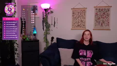 Snapshot of lex_taylor chatting on February 14, 6:29 pm Lex online show from February 14, 6:29 pm