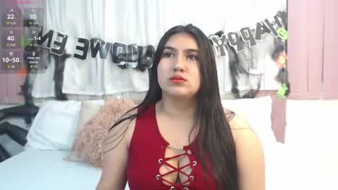 Snapshot of lexi_bloom chatting on October 22, 10:31 am Gabrielle online show from October 22, 10:31 am