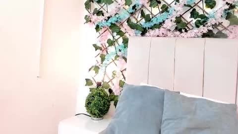 Gabrielle online show from October 31, 11:14 am