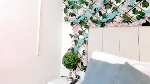 Gabrielle online show from October 27, 10:44 am