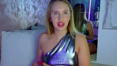 LEXXY online show from November 12, 5:49 am