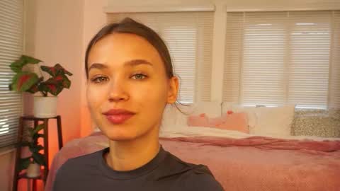 Lexi  online show from September 25, 5:17 am