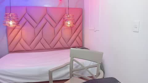 Snapshot of lexiegrace_ chatting on October 22, 12:43 pm lexiegrace_ online show from October 22, 12:43 pm