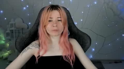 Lexi Wenford NO NUDE GODDESS online show from January 20, 2:43 am