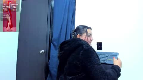 lexyy24_ online show from March 7, 10:11 am