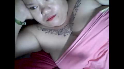 Snapshot of lhiannash33 chatting on October 6, 1:39 pm lhiannash33 online show from October 6, 1:39 pm
