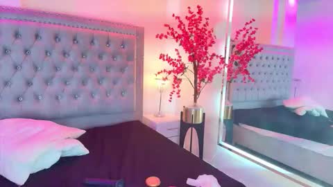 Lia  online show from February 5, 7:11 am