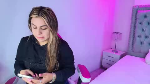 Lia  online show from January 14, 3:44 am