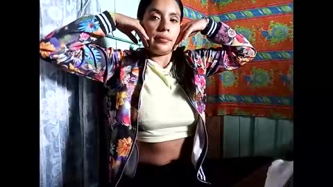 Lia online show from November 3, 6:01 pm