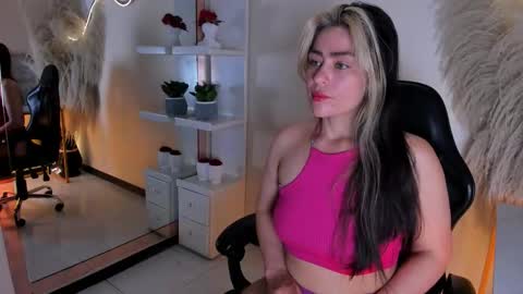 lia_jonesss online show from November 13, 5:17 am