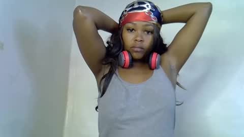 Snapshot of lia_jupiter1 chatting on October 22, 11:04 am lia online show from October 22, 11:04 am