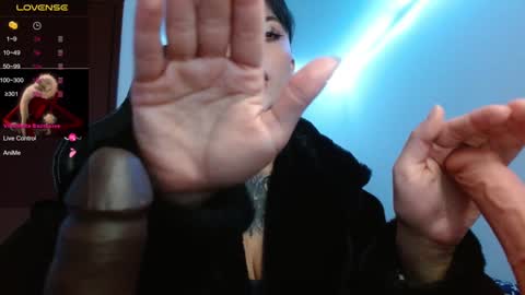 lia spicy   ig online show from January 31, 3:00 pm