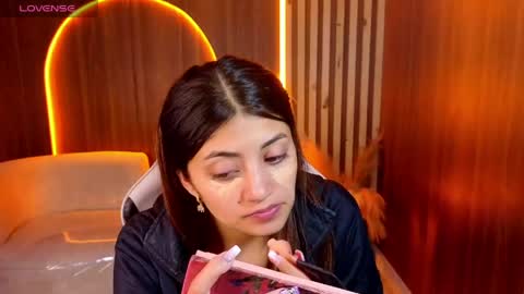 Online 1400 - 2100 online show from April 19, 2:55 am