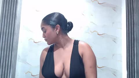 liaa_cams online show from June 9, 2:55 am