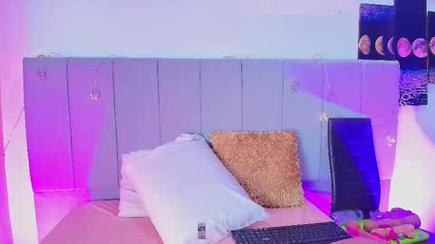 Liaa online show from March 23, 6:36 pm