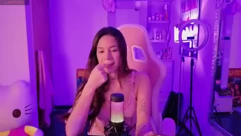 Lia Butera online show from June 11, 10:50 pm