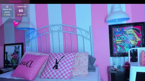 ---Liah--- online show from February 25, 9:58 pm