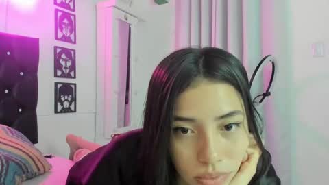 Lia Kent online show from February 1, 6:43 am