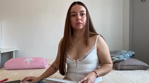 liamar online show from February 25, 9:19 am