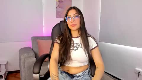 Liana  online show from February 24, 3:10 pm