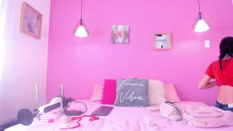 liapinket online show from April 26, 12:36 pm