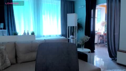 Libby online show from February 15, 9:05 am