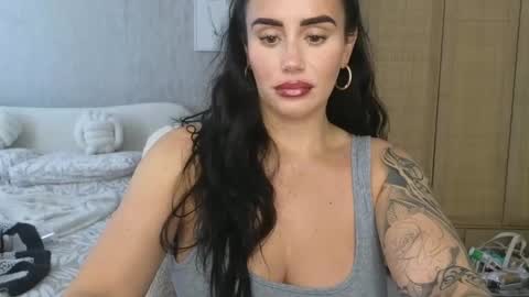 Snapshot of libbyloveheartx chatting on October 24, 10:33 am Libby online show from October 24, 10:33 am