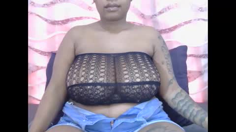 lickabletash98 online show from September 24, 7:29 am