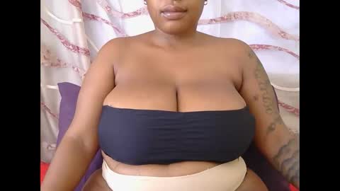 lickabletash98 online show from February 4, 6:14 am