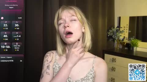 Ann online show from December 17, 8:02 pm