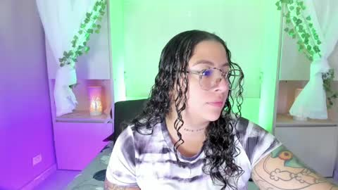         online show from April 16, 11:43 am