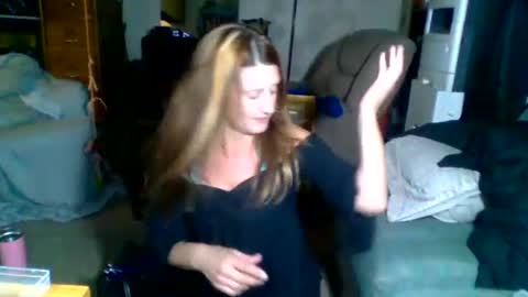 likerightnow online show from July 13, 12:39 pm