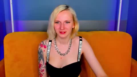 likilip online show from February 26, 1:59 am