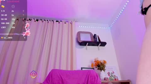 Lila  online show from December 13, 7:53 pm