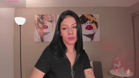 Lila West online show from November 12, 2:15 pm