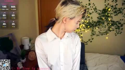 Lilian online show from November 14, 6:57 am