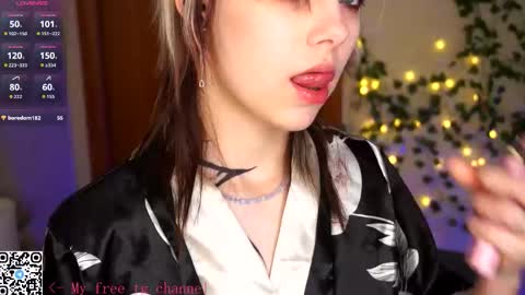 Lilian online show from December 21, 8:40 am