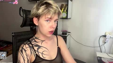 Lilian online show from February 8, 7:34 am