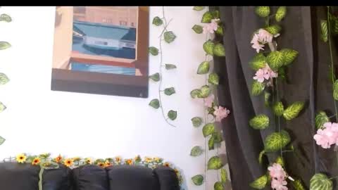 Snapshot of liliandoll chatting on October 2, 4:34 pm yesica online show from October 2, 4:34 pm