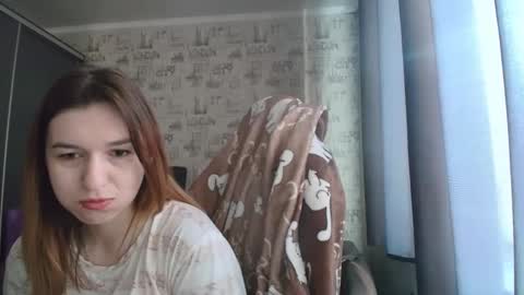 liliawoolf online show from May 19, 4:41 am