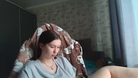 liliawoolf online show from May 28, 8:01 am